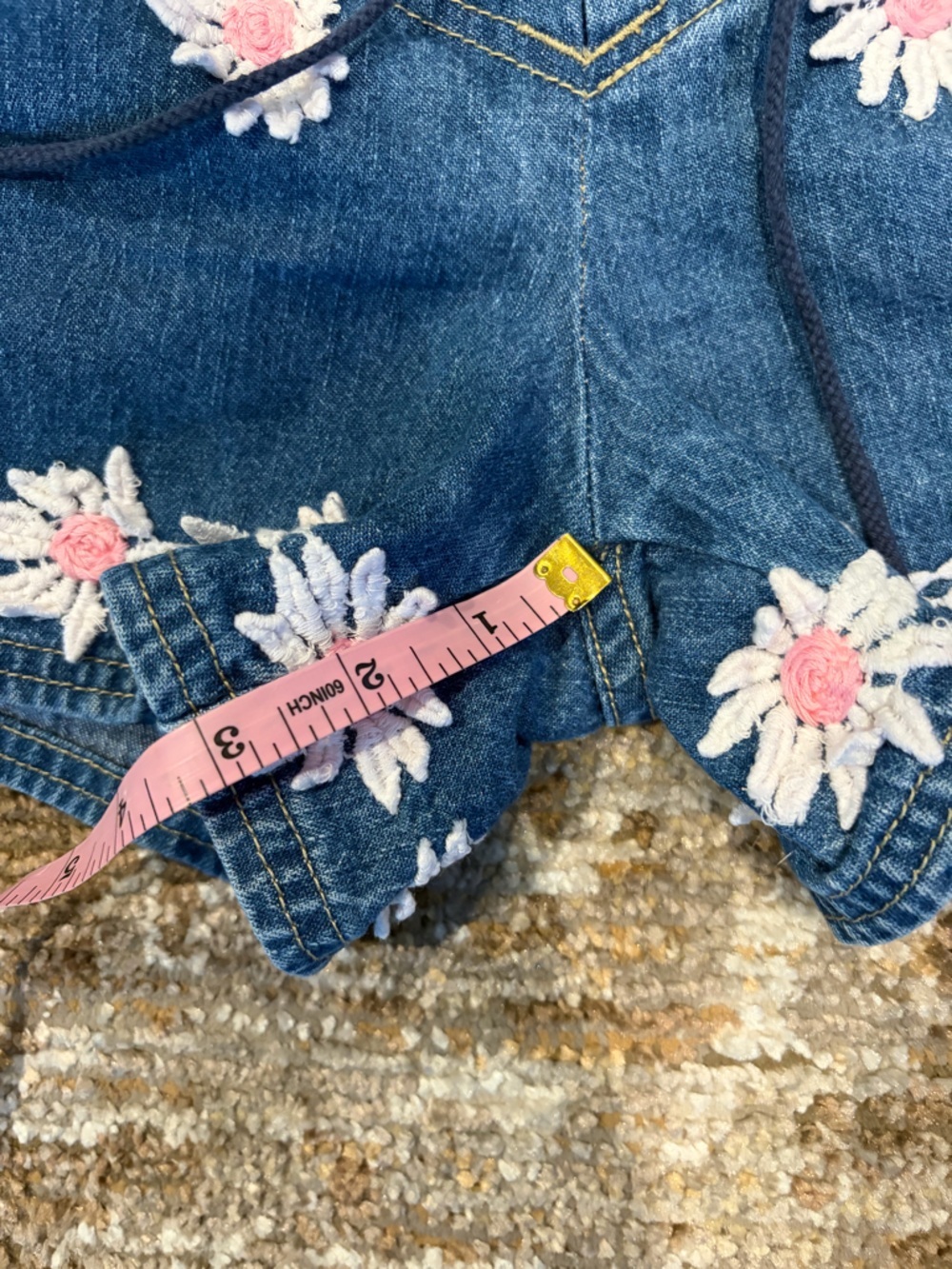 Y2K Limited Too Blue Denim Shorts with White Flowers Size 14 Slim - Picture 4 of 6